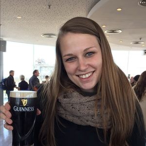 Meet your Posher, Kaitlyn